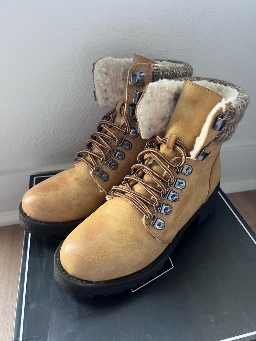 Mia Maylynn Moto Hiking Boot - Picture 2 of 7